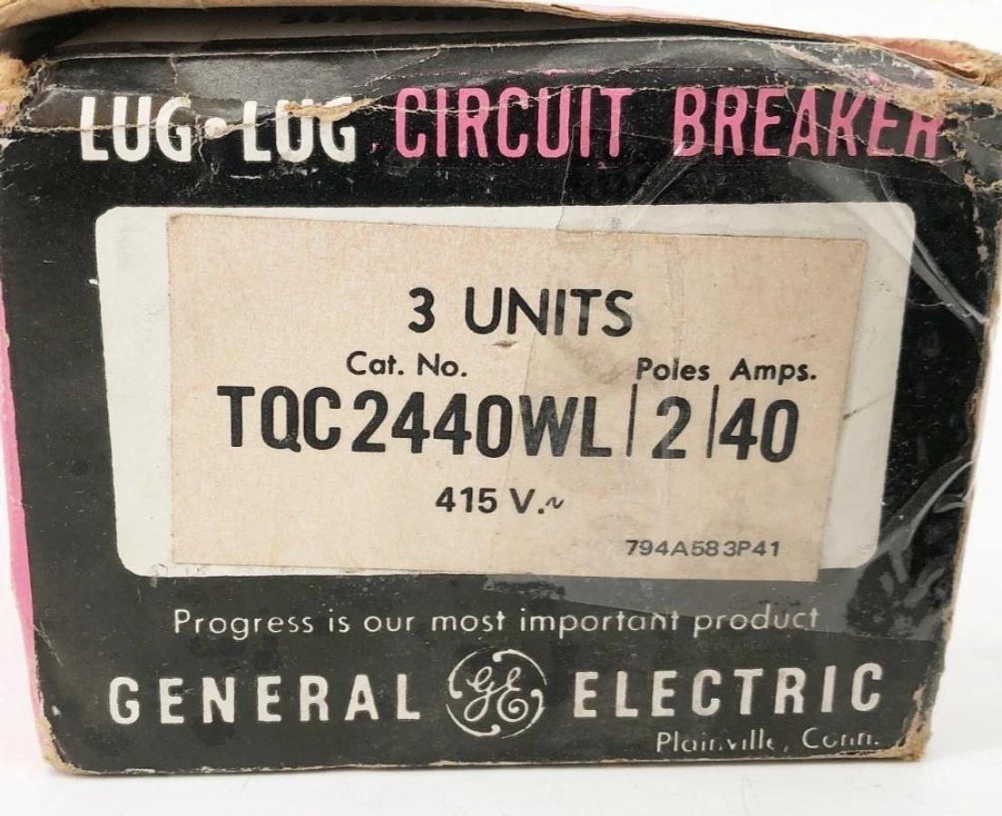 Box of 3 New General Electric TQC2440WL Circuit Breakers 40A 2P 415V