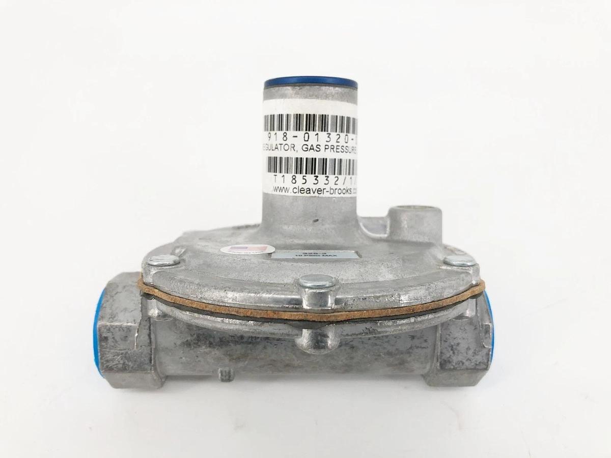 New Maxitrol 325-3 Gas Pressure Regulator 1/2" NPT 10psig 918-01320-000 - No Box