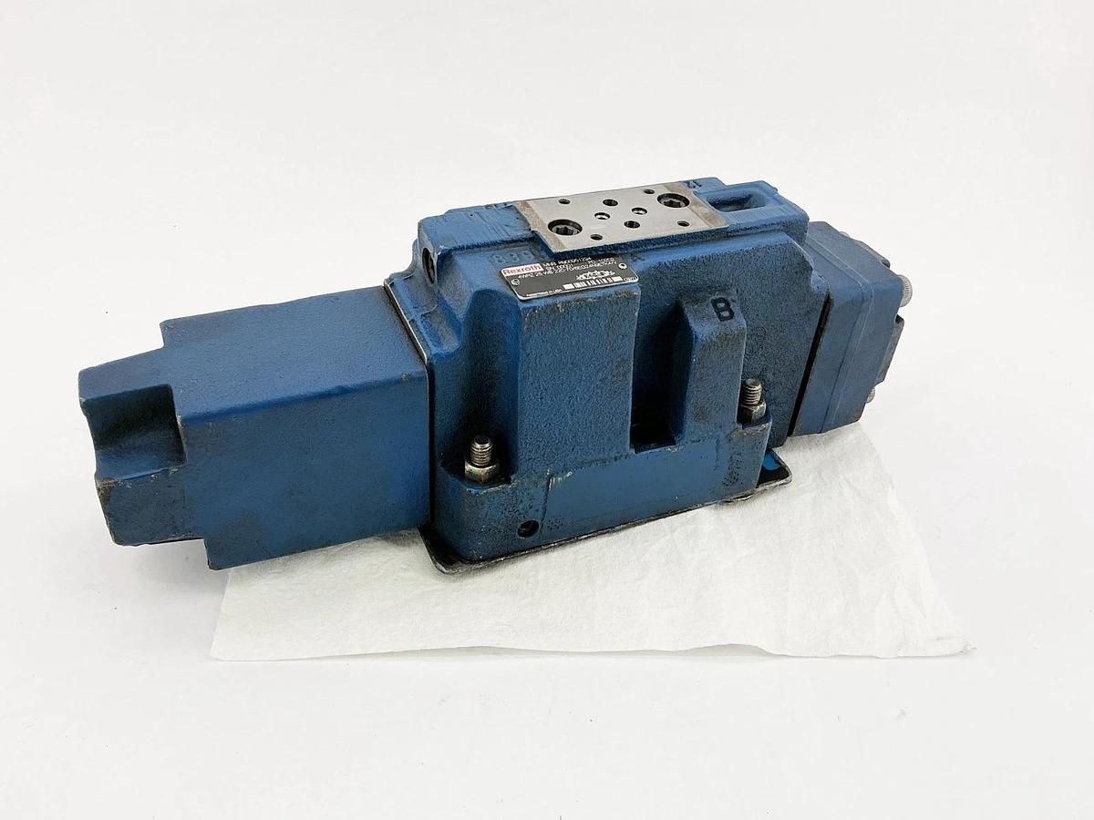 Used Rexroth 4WRZ25W8-220-70/6EG24N9ETK4/V Proportional Directional Valve Base