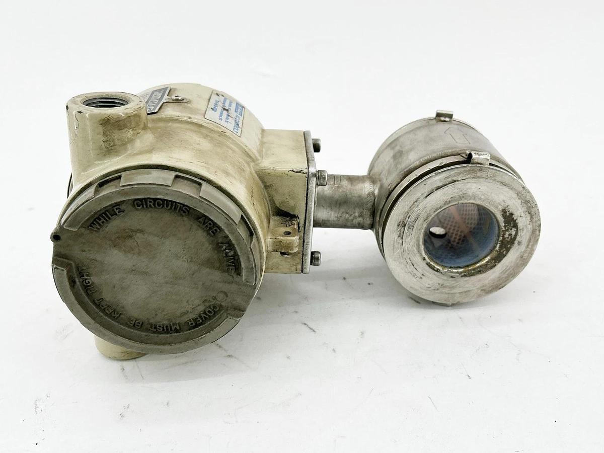 Used Azbil Yanatake MTG18A-040P21LSDAAAA2-XX-X Electromagnetic Flow Meter 2000PSI