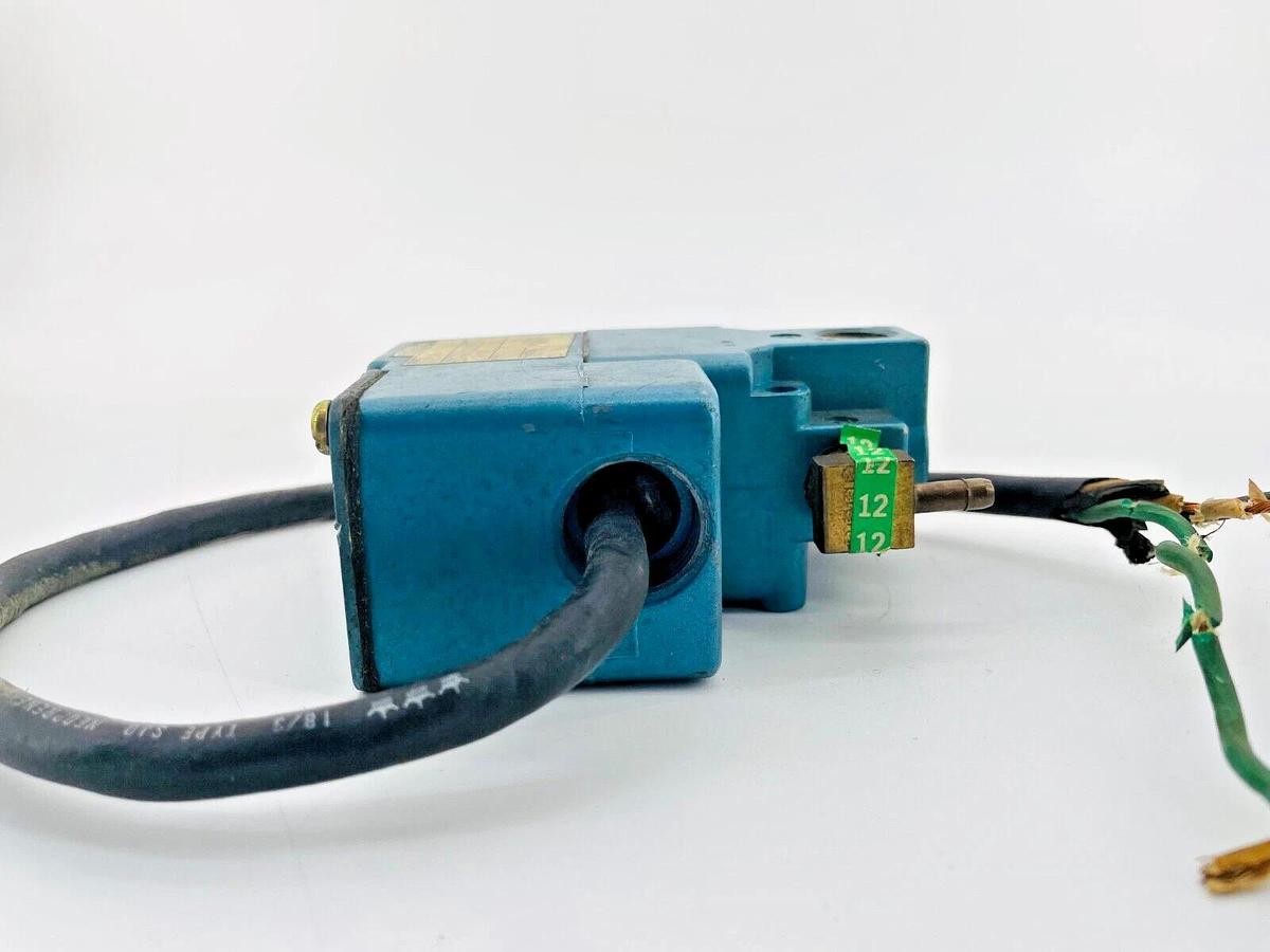 Used Mac Valves 225B-111AA Solenoid Valve 110/120V