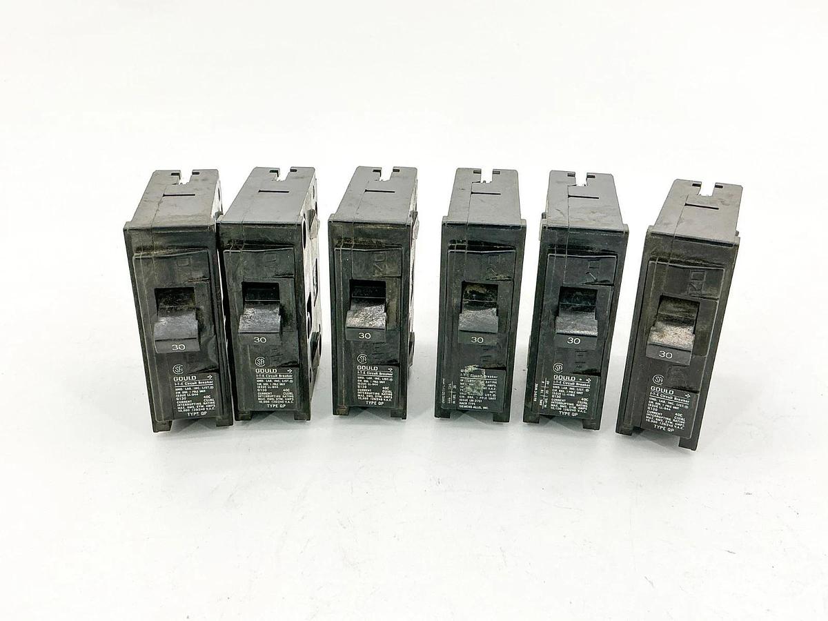 Used Lot of 6 Gould Q130 Circuit Breakers 30A 120/240V 1 Pole Type QP