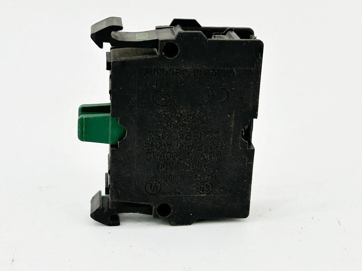 Used Lot of 4 Eaton M22-K10 Contact Block 6A 500Vac 1 NO Aux Contact