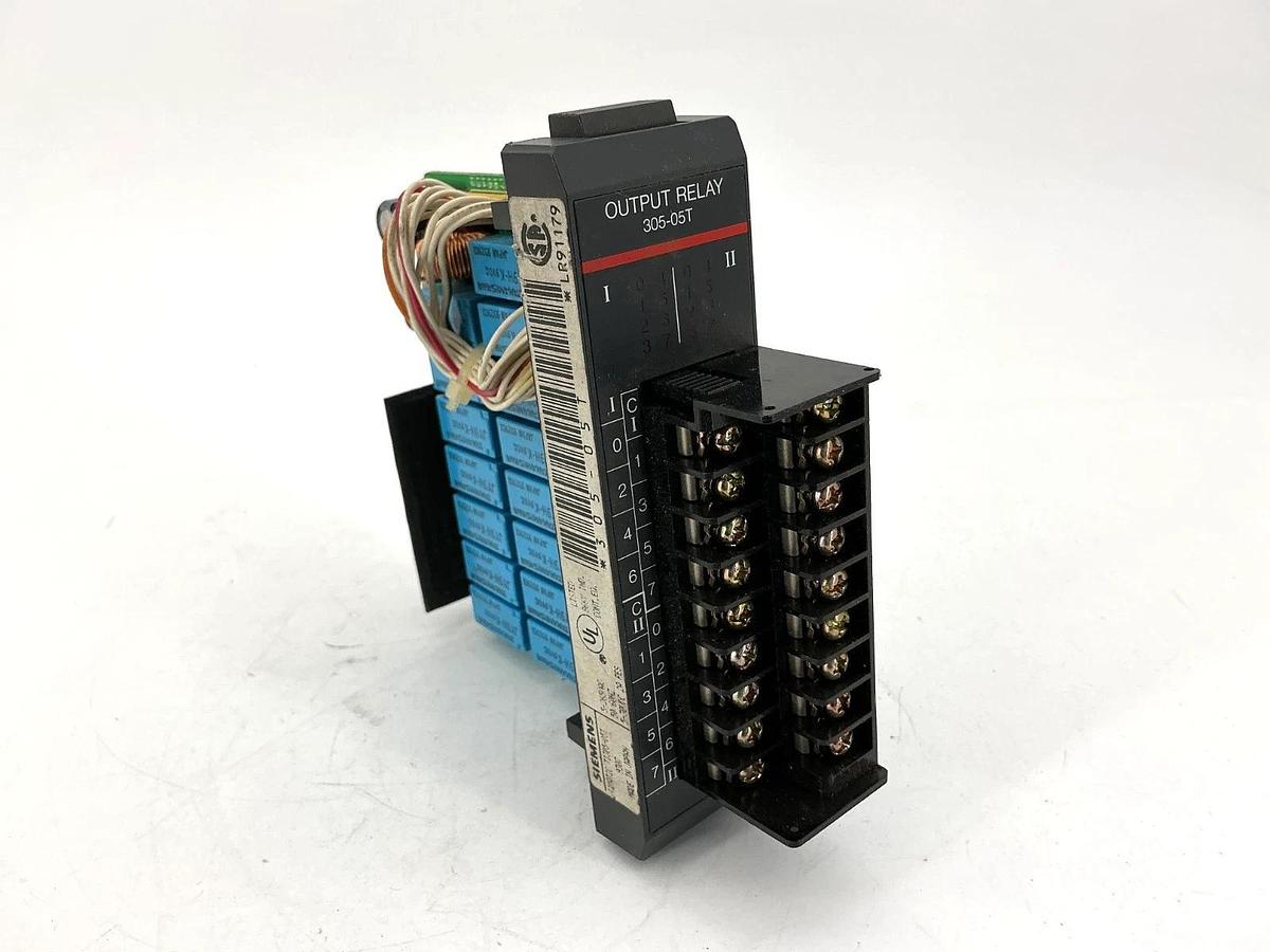 Used Siemens TI 305-05T Output Relay Module 16-Point 5-265VAC 50/60HZ 1A 5-30VDC