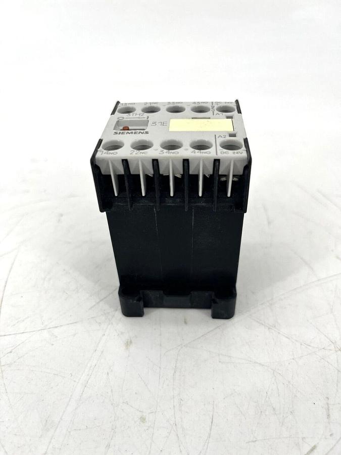 Used Siemens 3TH2031-0FB4 Contactor Relay 24VDC 3NO + 1NC