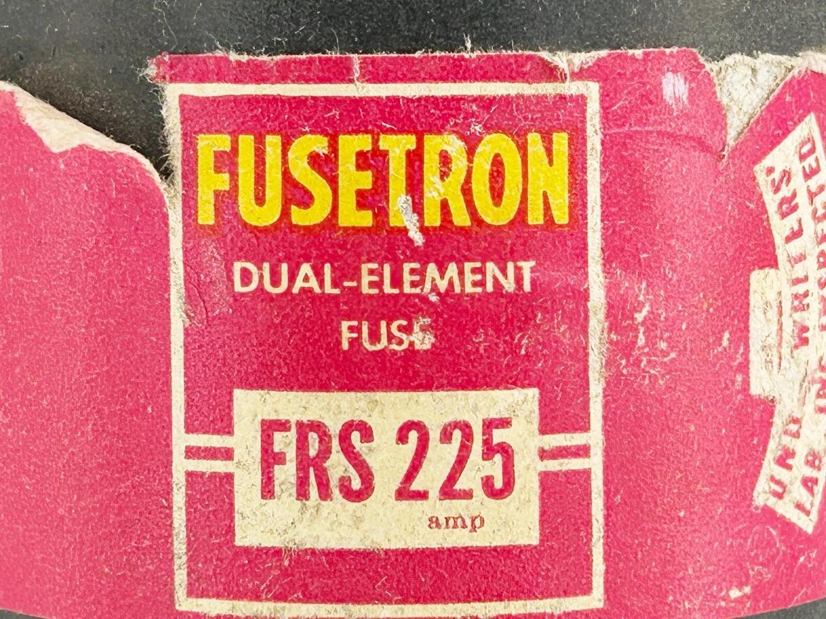 New Bussmann FRS-225 Dual Element Fuse 225A 600V Class RK5