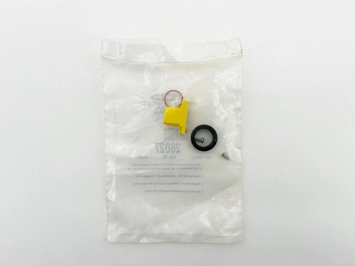 New Lot of 2 Banner Engineering 26027 Mini Beam Replacement Lens UC-300L