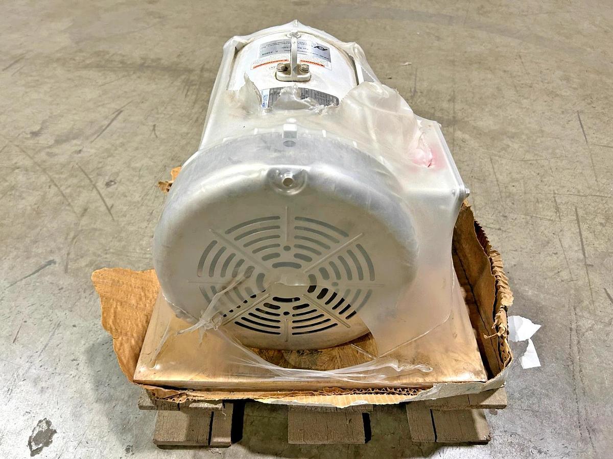 New Leeson C215T17WC4A Motor 10/ 7-1/2 HP 3PH 230/190V 460/380V 141268.00 No Box