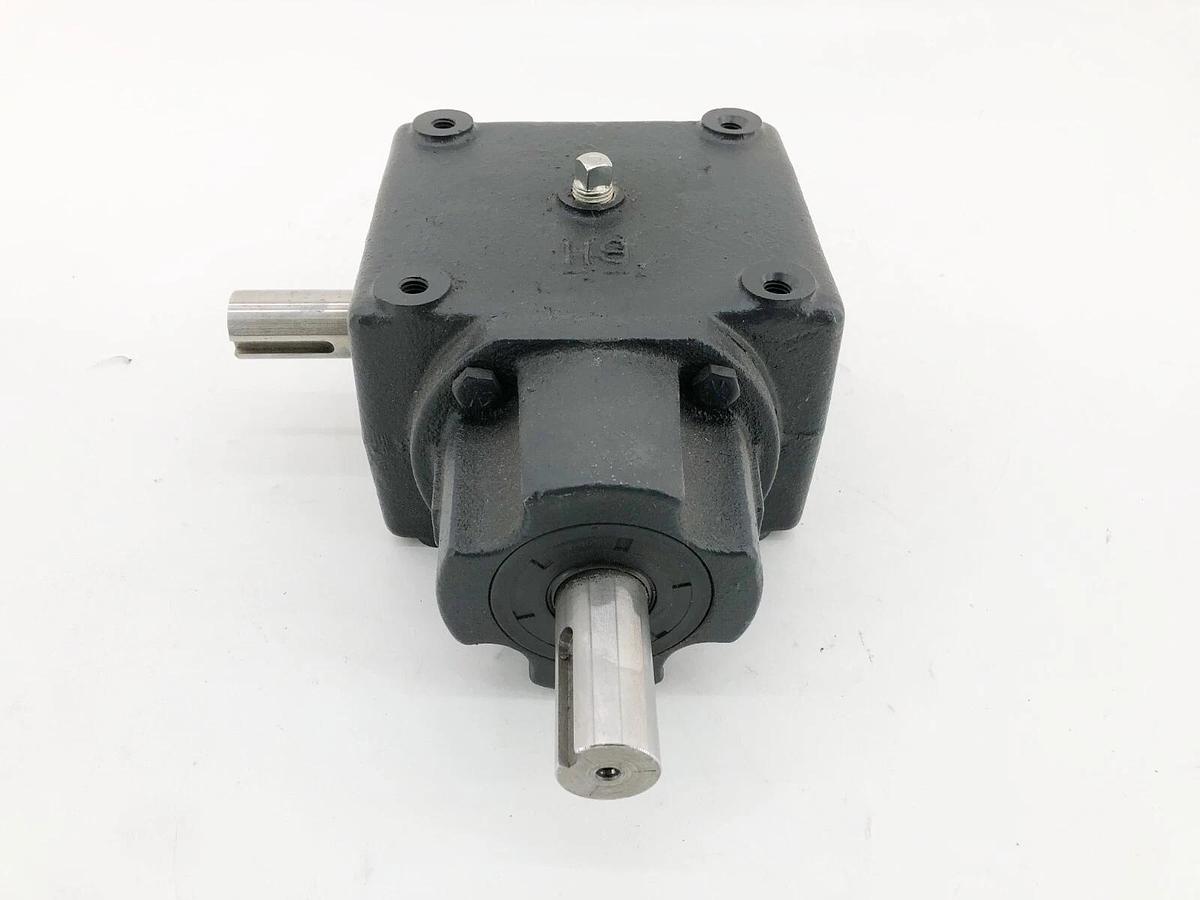 New Browning 9HB1-SN10 Bevel Gear Box Reducer 1:1 Ratio 1" Right Angle Shafts