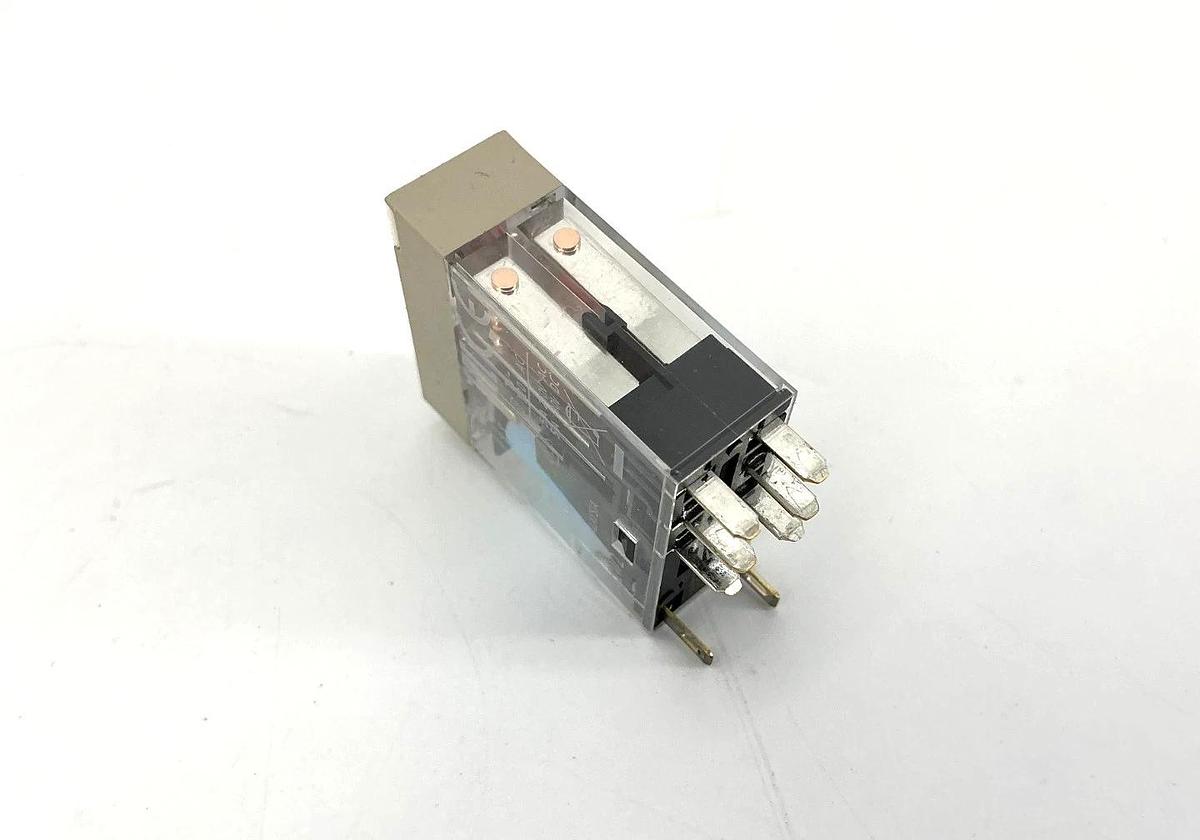 Used Lot of 5 Omron G2R-2-S DC24 Power Relay 2-Pole 8-Pin 5A 250VAC Coil 24VDC