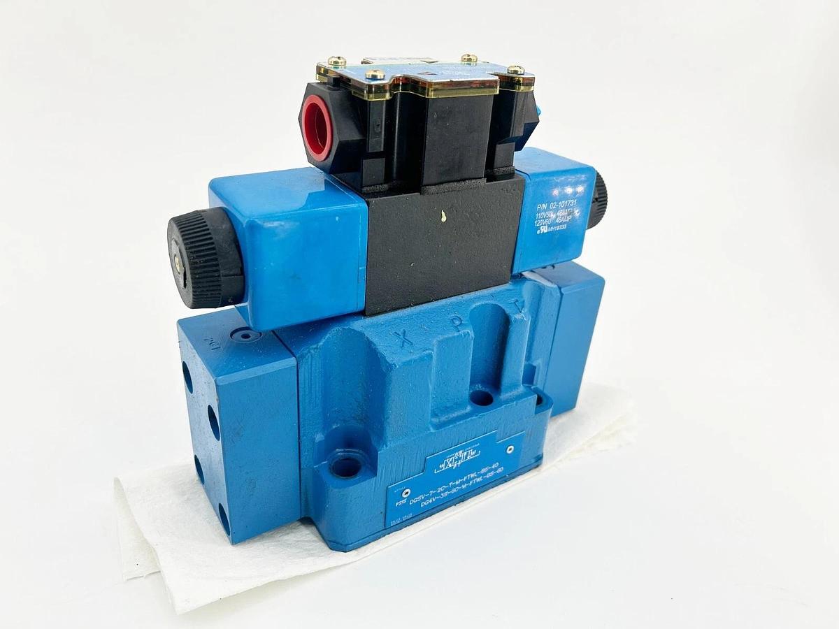 New Eaton Vickers DG5V-7-2C-T-M-FTWL-B5-40 Hydraulic Valve - No Box