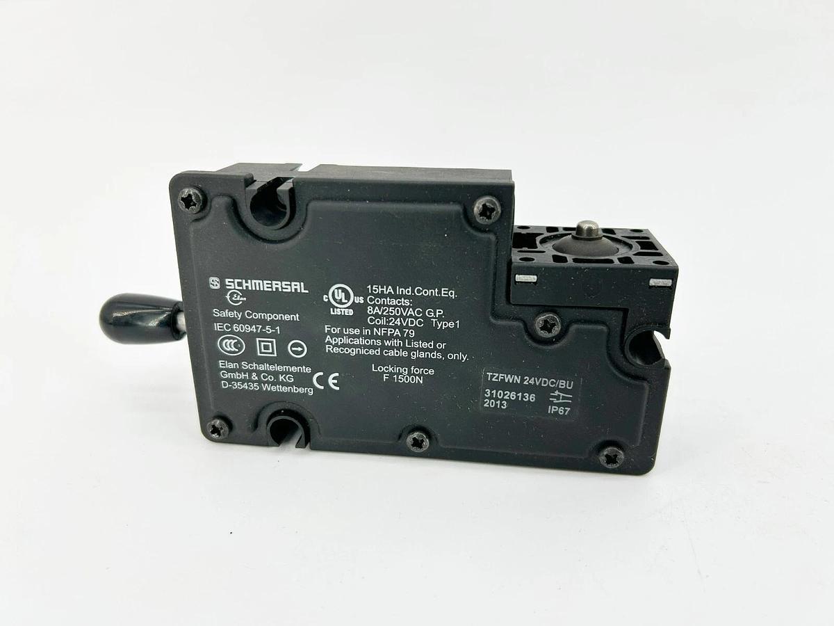 New Schmersal TZFWN24VDC/BU Safety Switch, 250VAC, 8A, 101028610