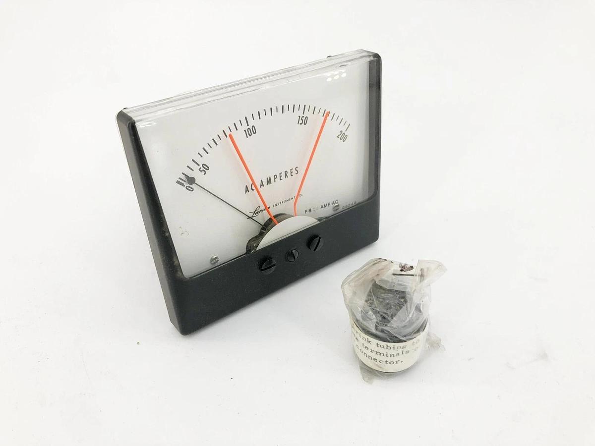 New Larsen 4.5WV Amperage Meter 0-200A 117V