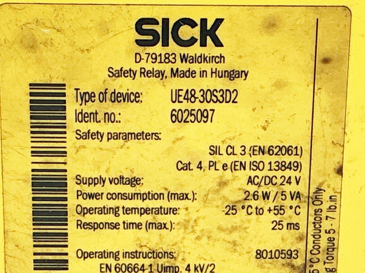 Used Sick UE48-30S3D2 Safety Relay 24VDC 2.6W 5VA 6025097- Parts Only