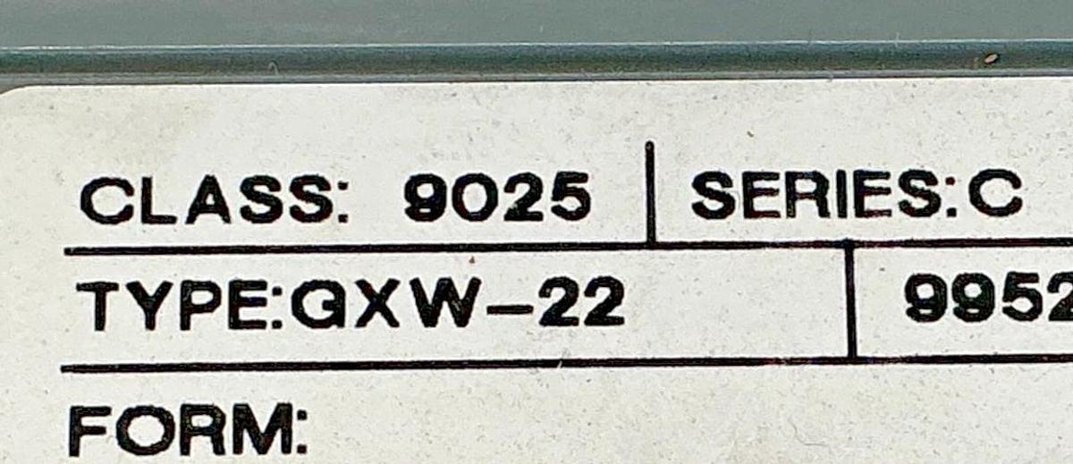 New Square D 9025GXW-22 Ser C Temperature Switch 115.0°F Decreasing.