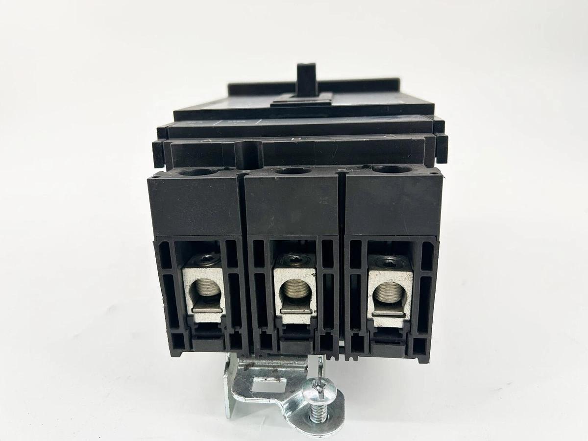 Used Square D HLA36040 Circuit Breaker 40A 3P 600V 3 Phase