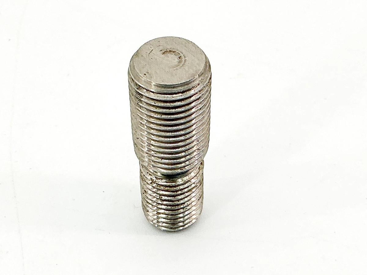 New Parker L071810040 L071810040 Stud Kit Style 8 1/2 -20 - No Box