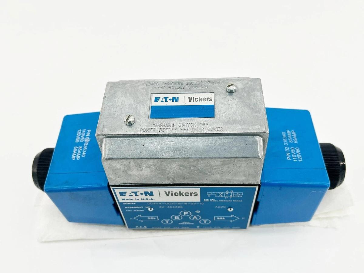 New Eaton Vickers DG4V4-012N-M-W-B5-10 Solenoid Valve 02-355395 - No Box