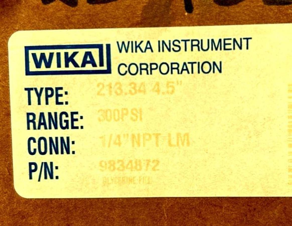 New Wika Type 213.34 4.5" Pressure Gauge 300psi 1/4" NPT LM 9834872