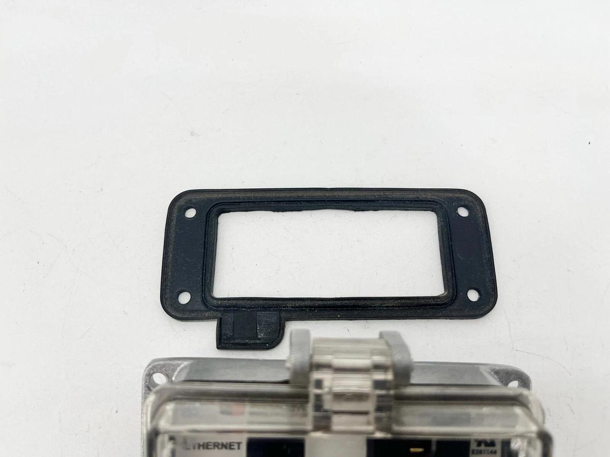 Used Grace Engineered Products P-R62-F3R0 Ethernet Panel Interface Connector