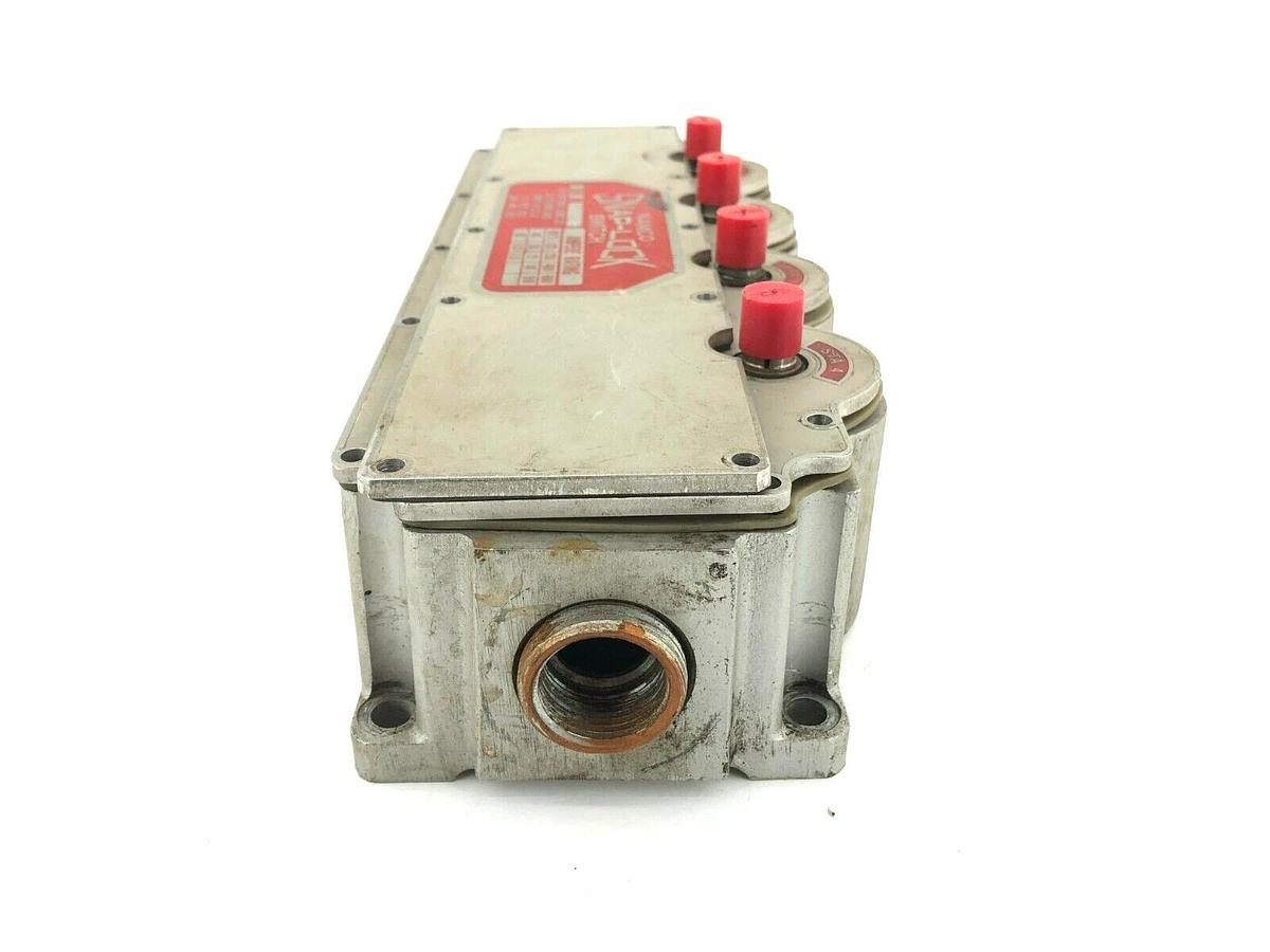 Used Namco Controls SL7C31L-R Snap-Lock Limit Switch 125/250/480/600VAC