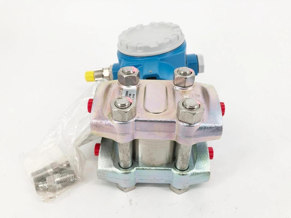 New Endress + Hauser PMD75-6JQK1/0 Pressure Transmitter DELTABAR-S 52017192
