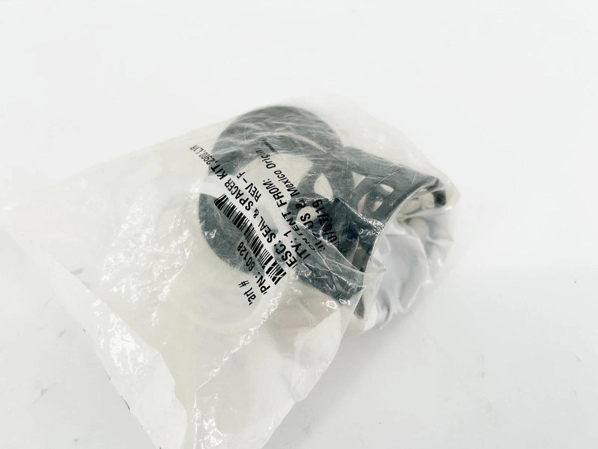 New 60128 Seal & Spacer Kit 2900 LWR Rev F