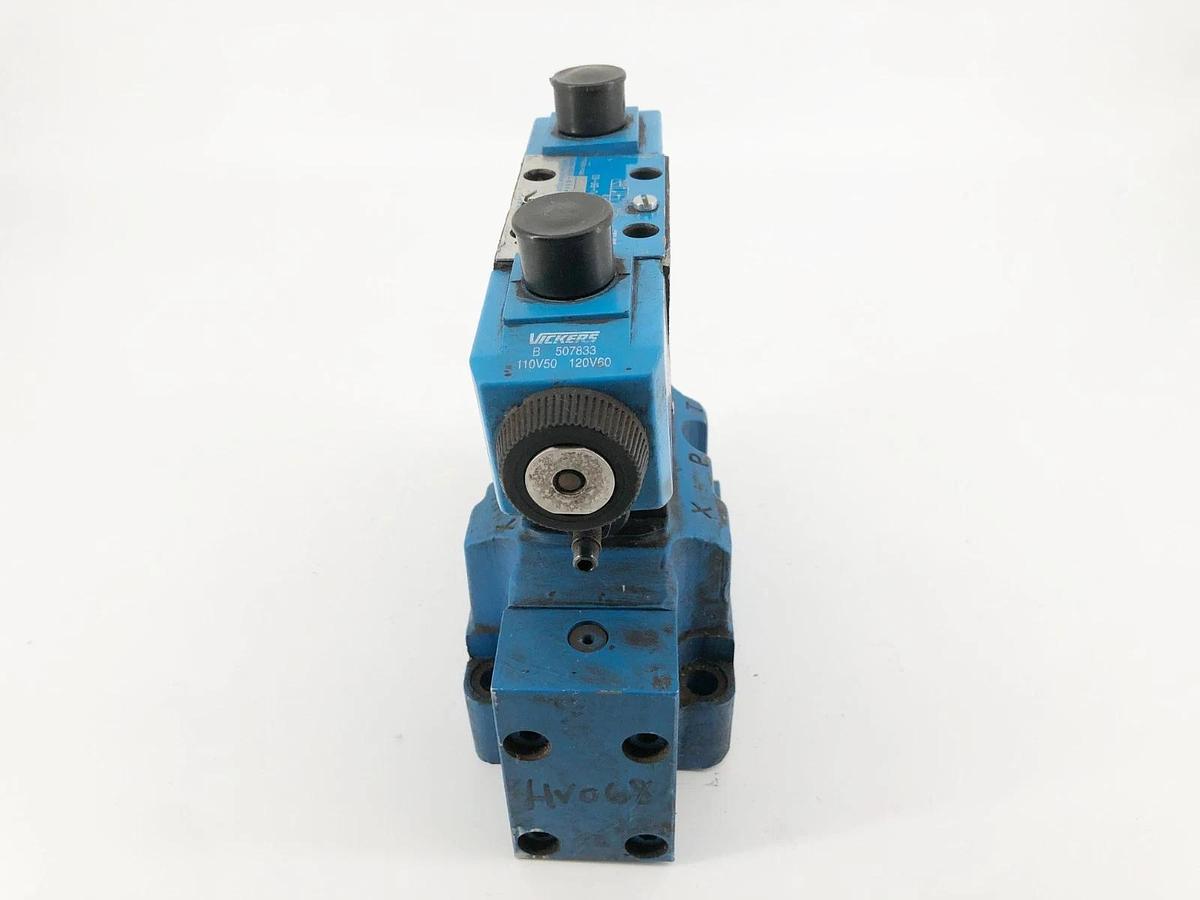 Used Eaton Vickers DG4V-3S-2A-M-U-B5-60 Solenoid w/ DGMFN-3-Y-A2W-B2W-41 Control