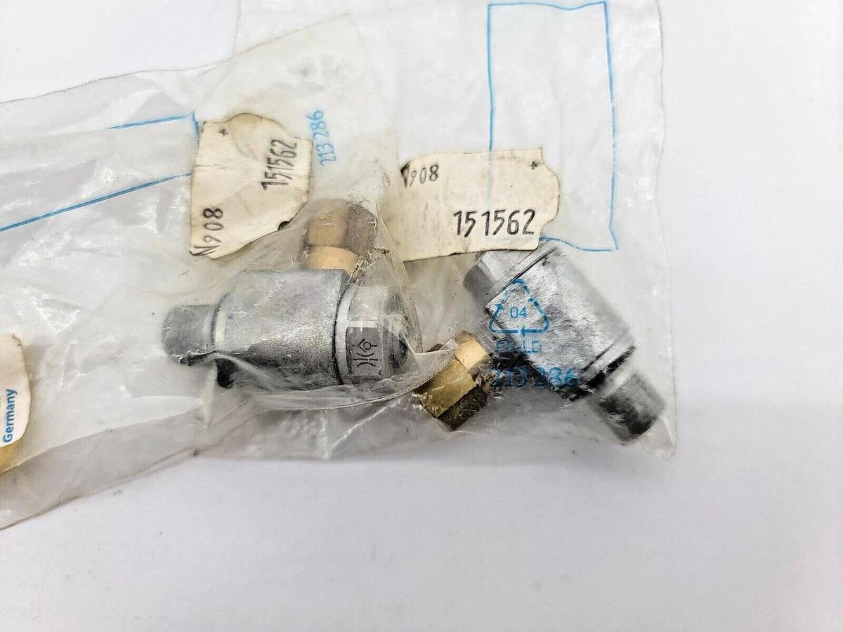 Lot of 2 New Festo 151562 GRLZ-1/8-NPT-1/4-B One-Way Flow Control Valve