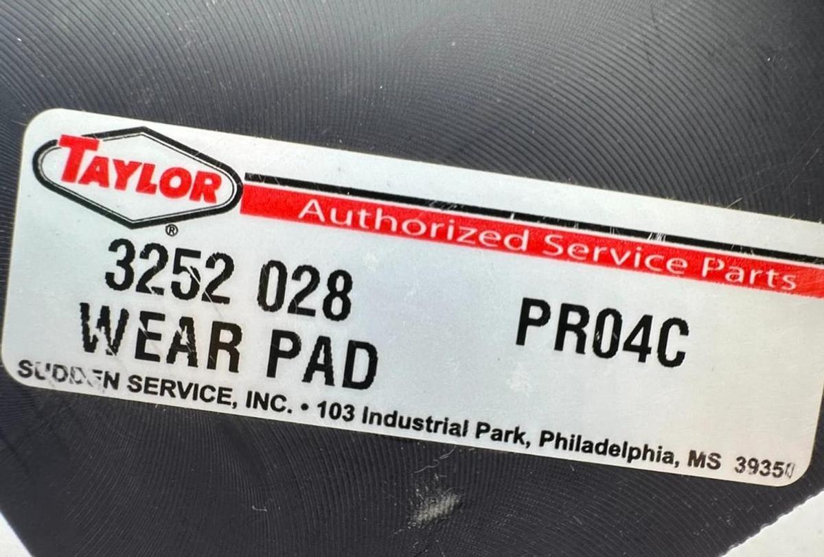 New Taylor Forklift 3252 028 WEAR PAD PR04C - No Box