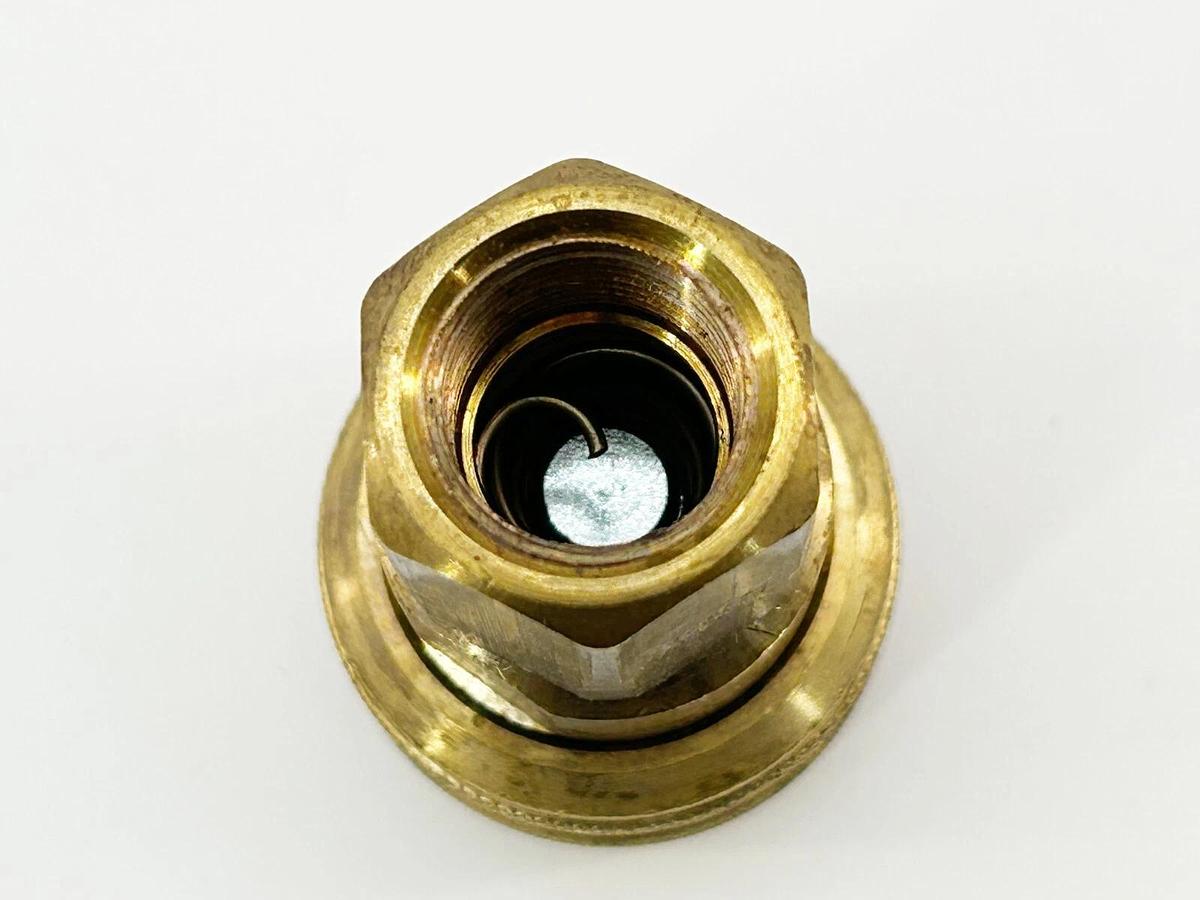 New Parker 30N206 Quick Connect Hose Coupling 3/8" Body 3/9" Hose FItting 3/8-18