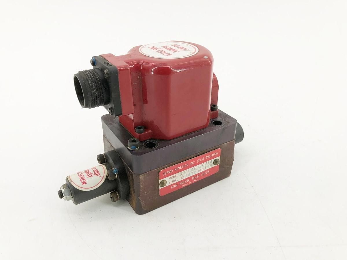 Used Servo Kinetics 304F40L2021AR Servo Valve