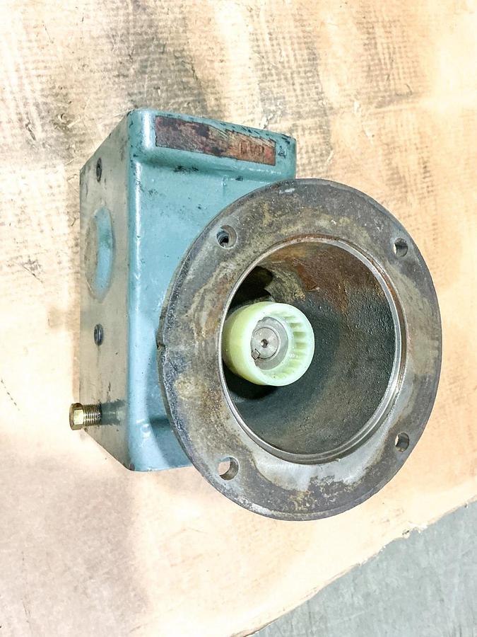 Used Hytrol 4A 050-12698 Gear Box