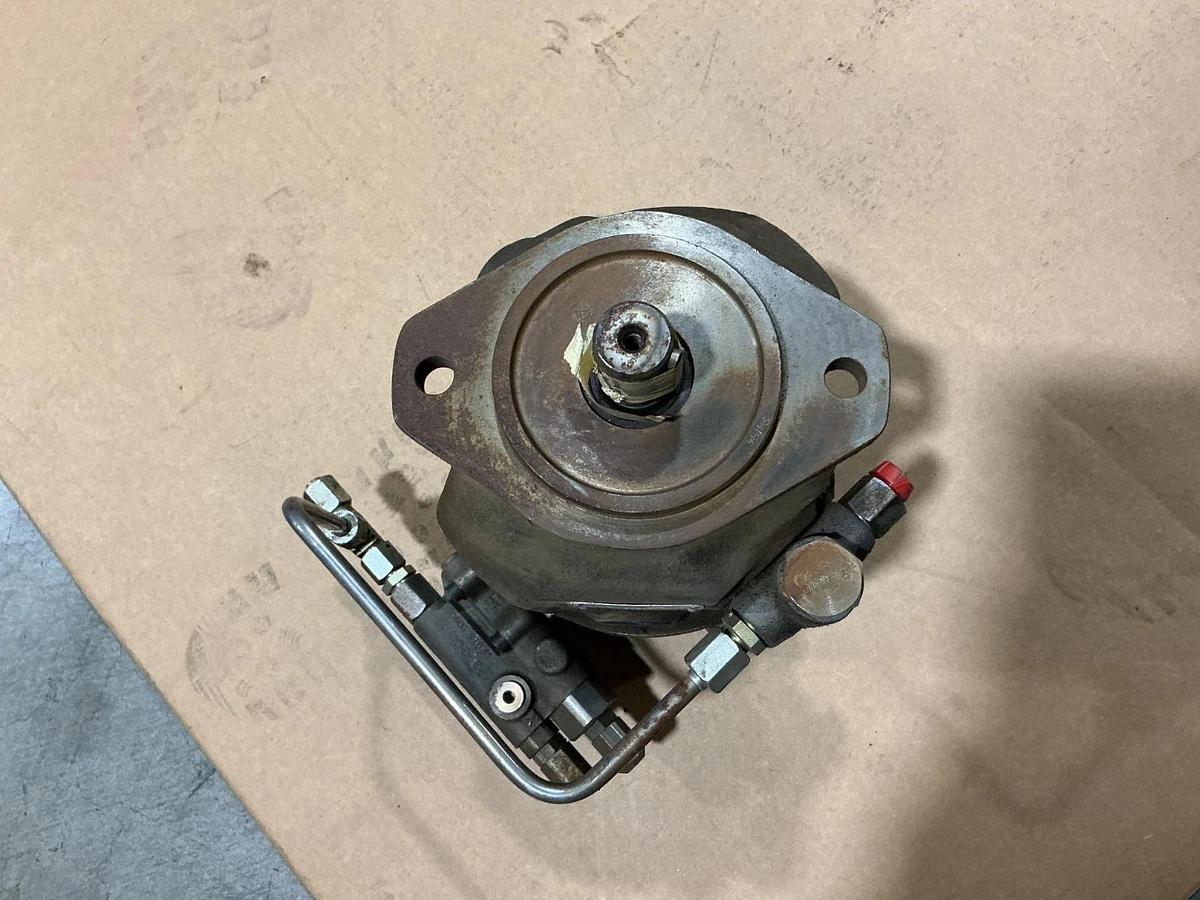 Used Rexroth Brueninghaus Hydraulik AA10VS045FHD/30R-PKC62N00 Pump 1800RPM DR-210bar