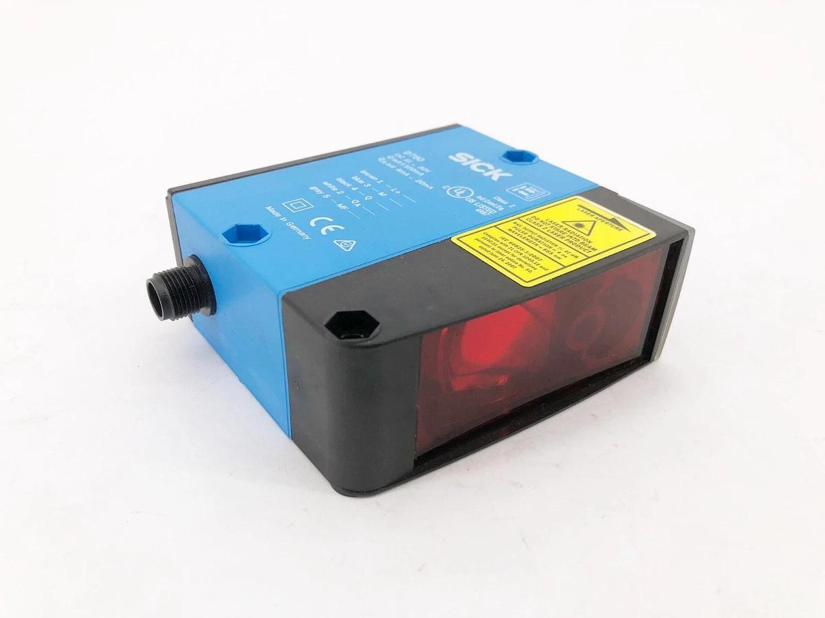 New Sick DT60-N211B Distance Measuring Device 1025846