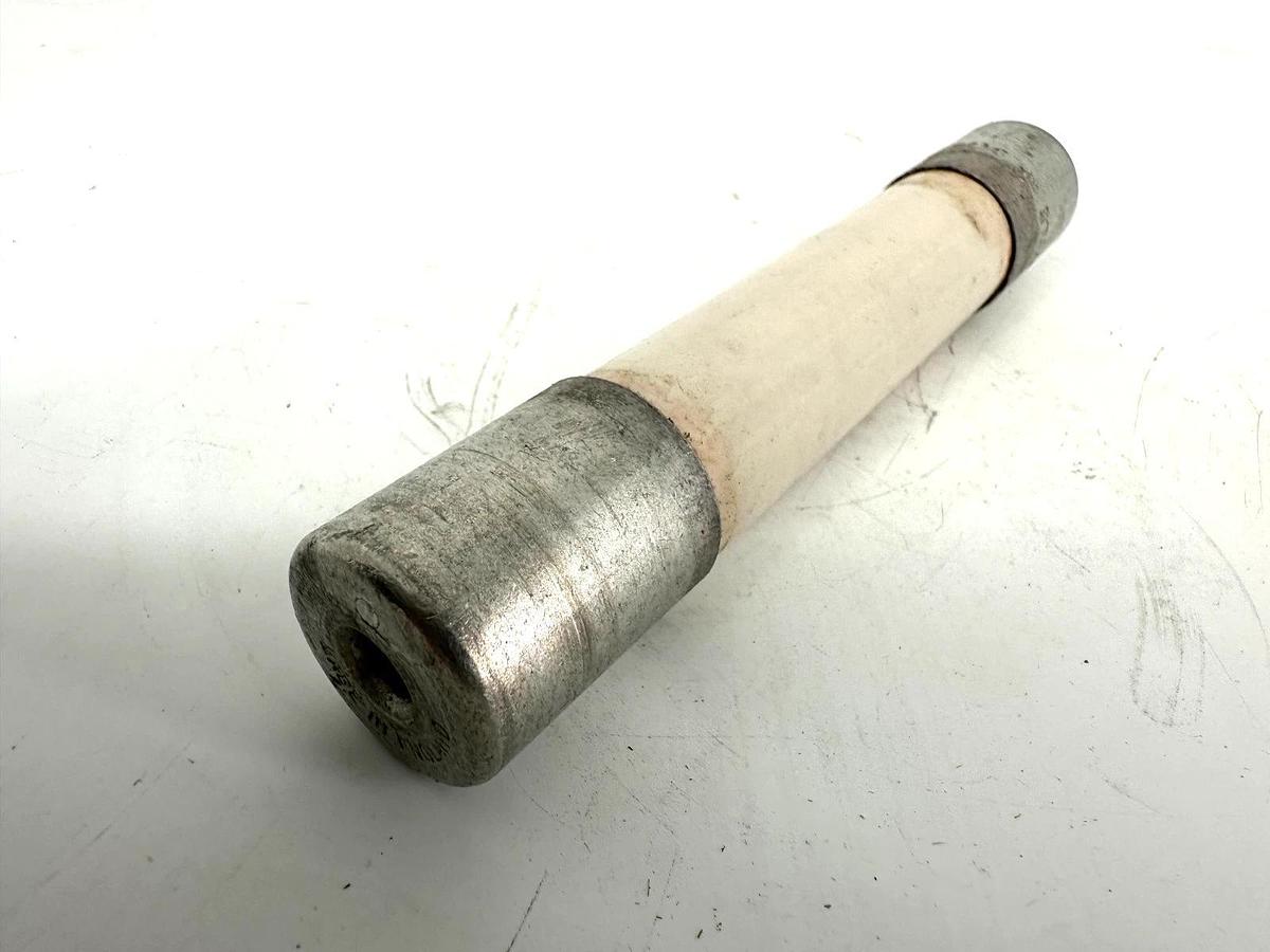 New English Electric 317B487H04 Non-Deteriorating High Rupturing Cap. Fuse 3A