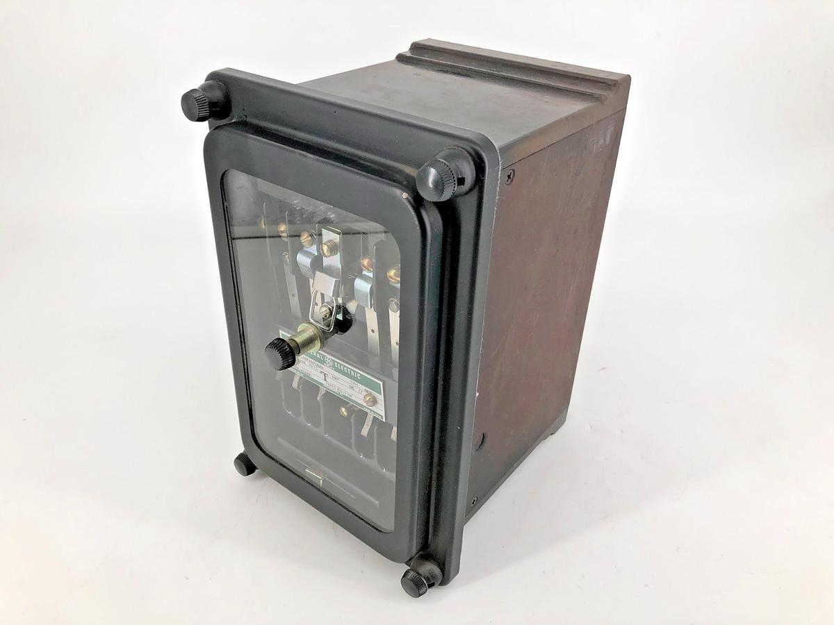 Used General Electric GE 12HFA171B2A Auxiliary Relay 125V