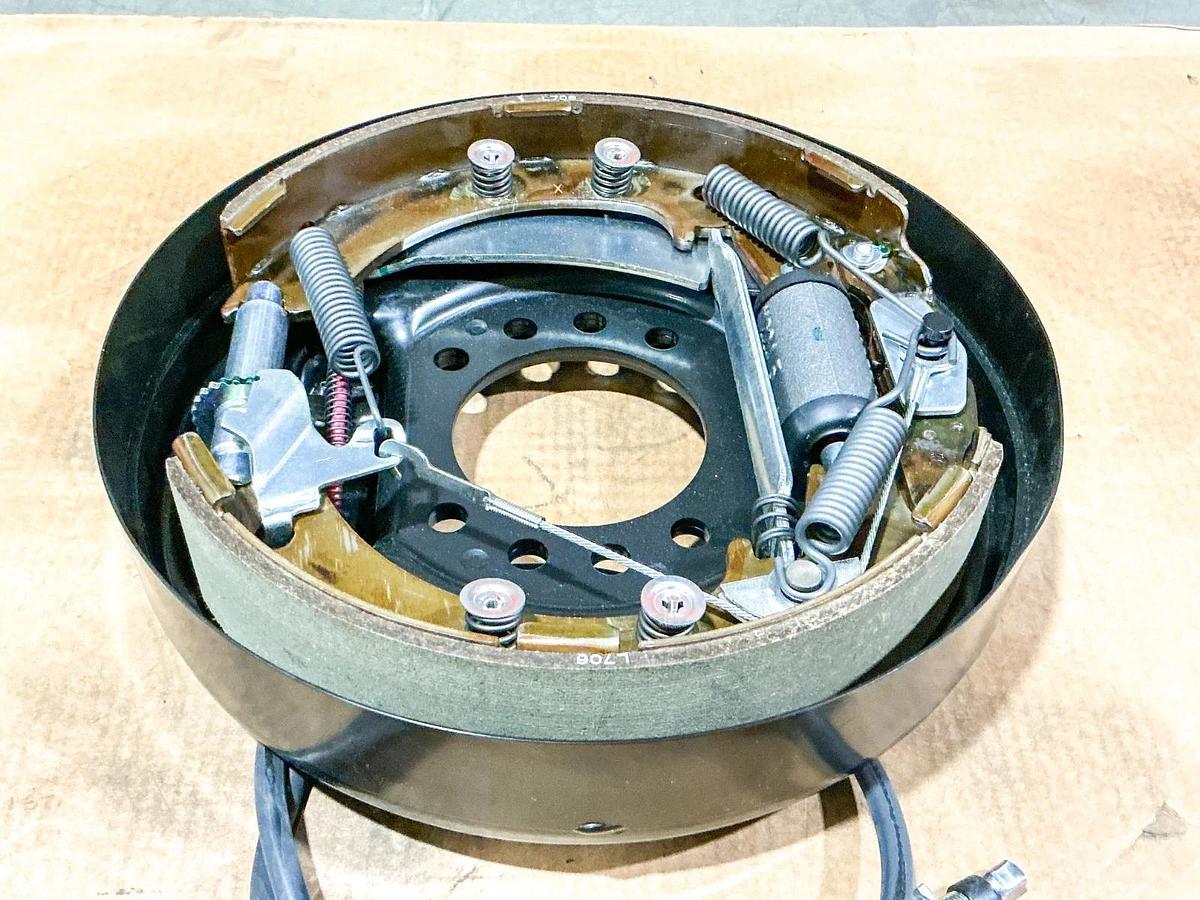 New 1504038 Brake Assembly LH Hyster