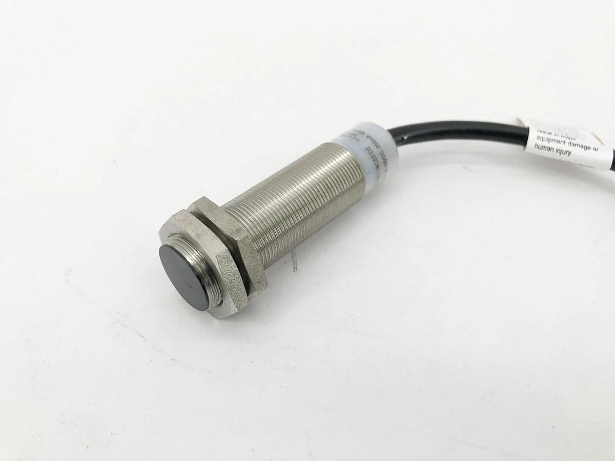 New Eaton E59-M18A108C02-D2 Proximity Sensor 8mm Range 6-48VDC