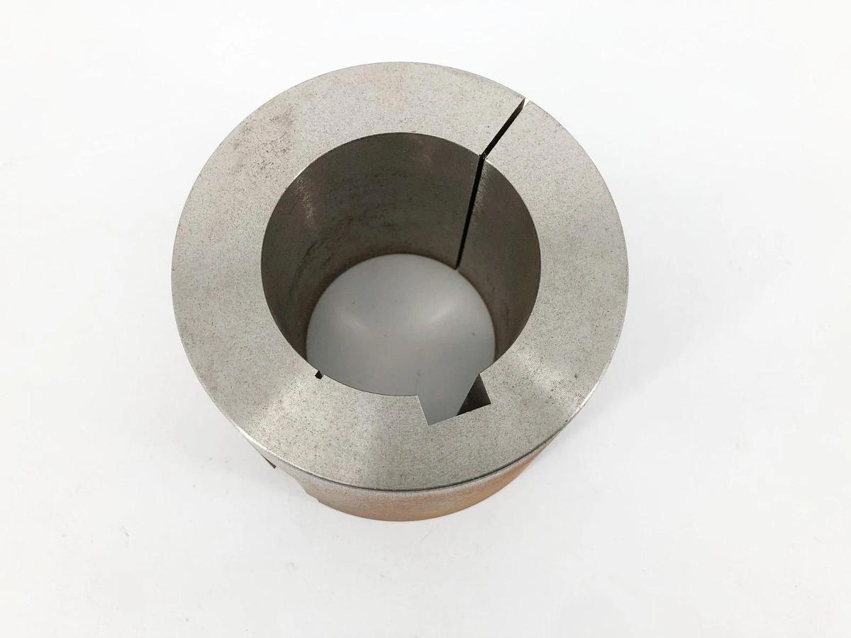 New Dodge 3535 X 2-3/4 KW Taperlock Bushing 117226