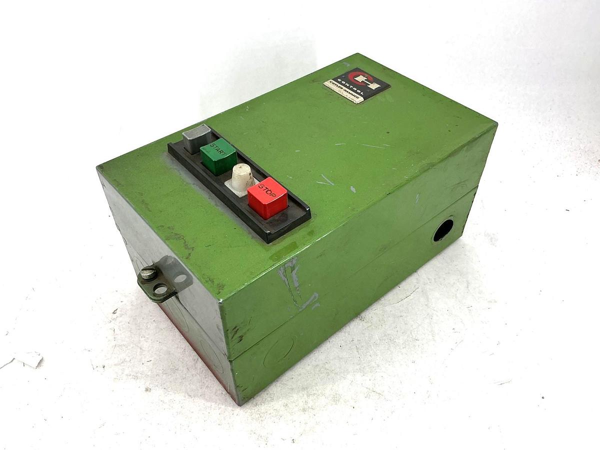 Used Cutler-Hammer C325KAL1 Enclosure w/ A10BG0 Ser A1 Starter 3Ph 18A 480V 50/60HZ