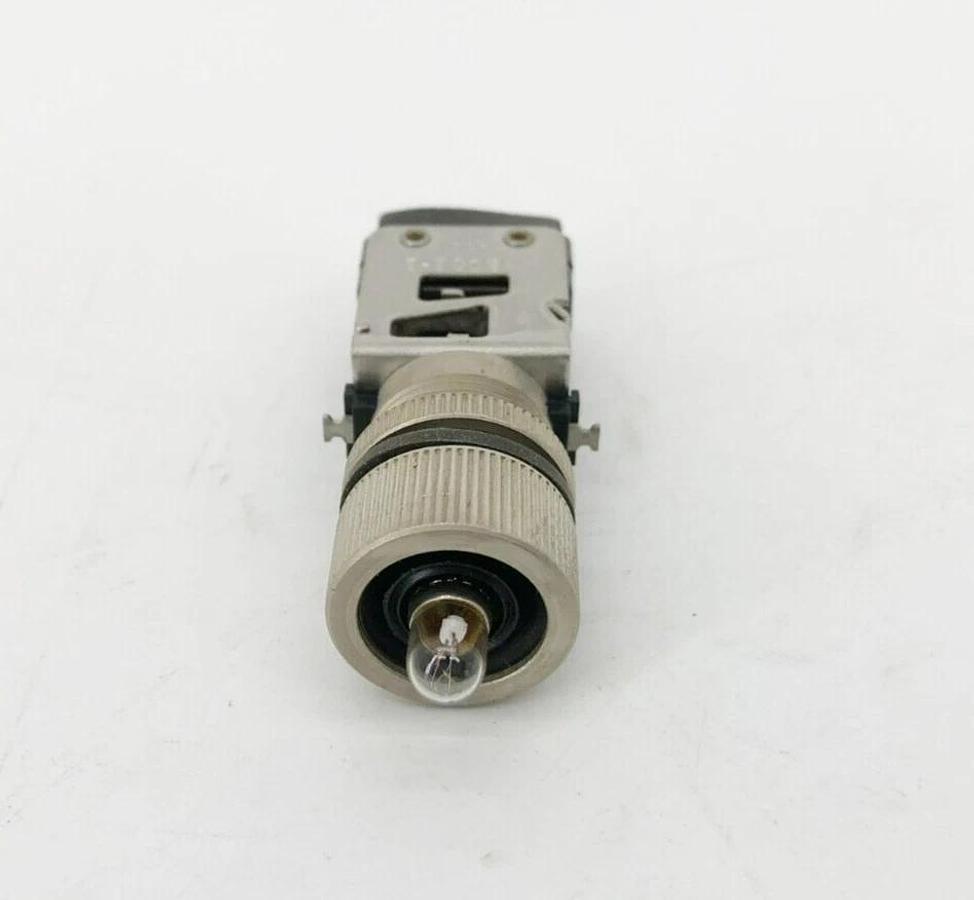 New Honeywell Mircroswitch 1B002-2 Indicator Light