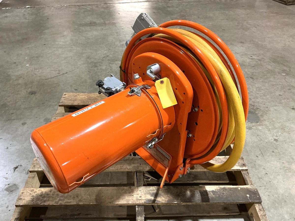 Used Gleason Reel S21751-163-15-2-CSA Heavy Duty Cable Reel Retrieve 30ft 35A 600V
