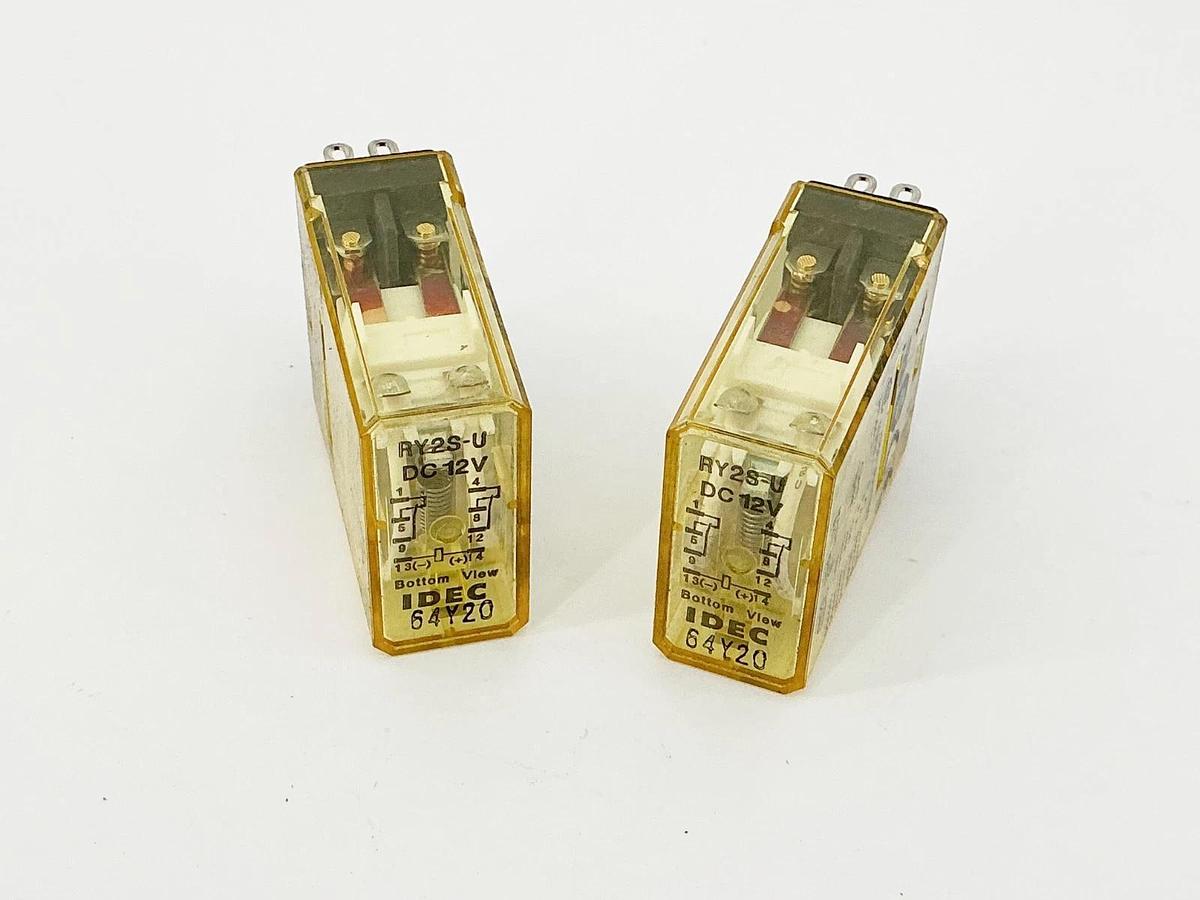 New Lot of 2 IDEC RY2S-UDC12V Relay 12VDC 3A 8Pin - No Box