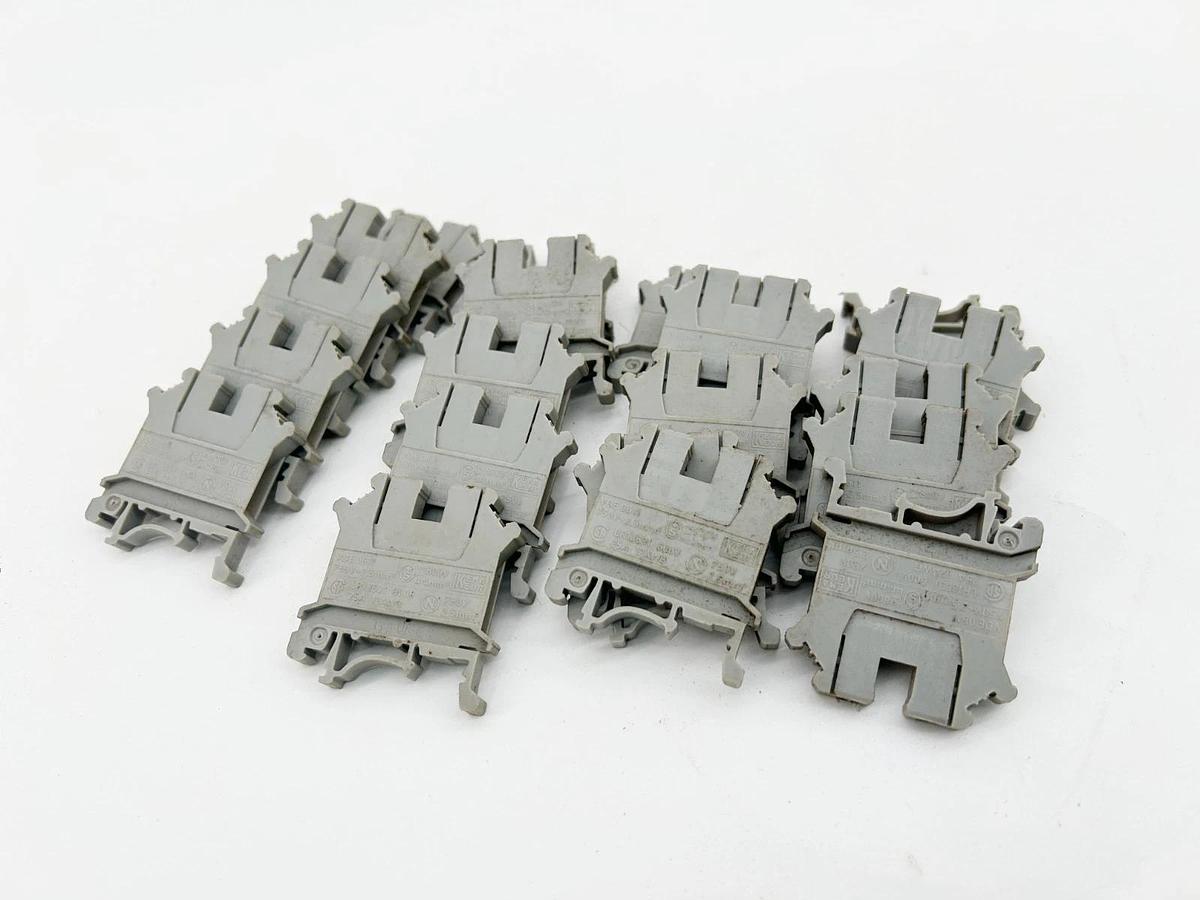 Used Lot of 18 Phoenix Contact VDE0611 Terminal Block 2.5MM 25A Type 4 28AWG Gray