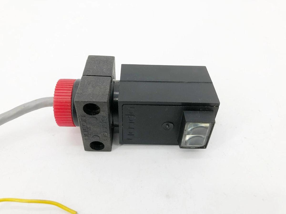 New Opcon 1351A-6511 Photoelectric Detector 115VAC 5VA