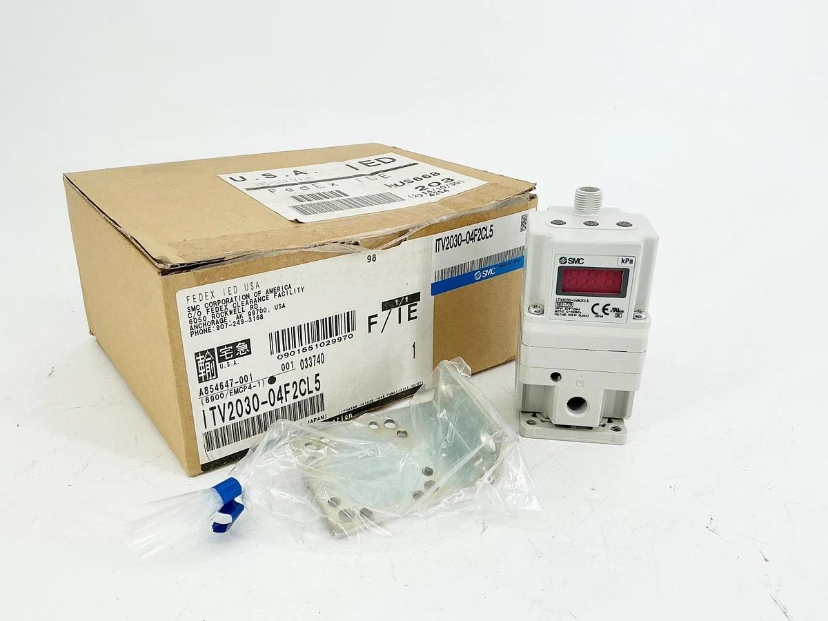 New SMC ITV2030-04F2CL5 Pneumatic Regulator 1/4" 24V