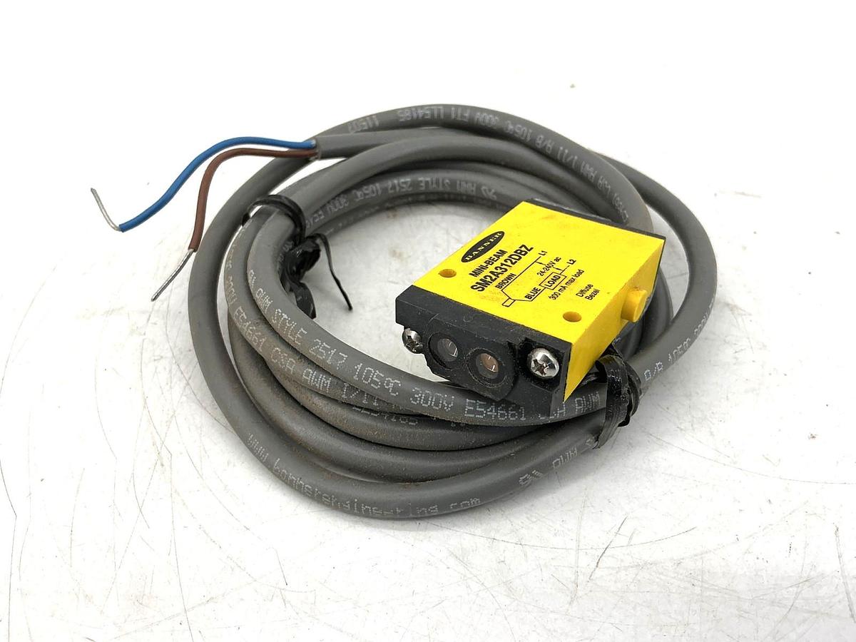New Banner Engineering SM2A312DBZ Photoelectric Sensor 24-240VAC 26473 - No Box
