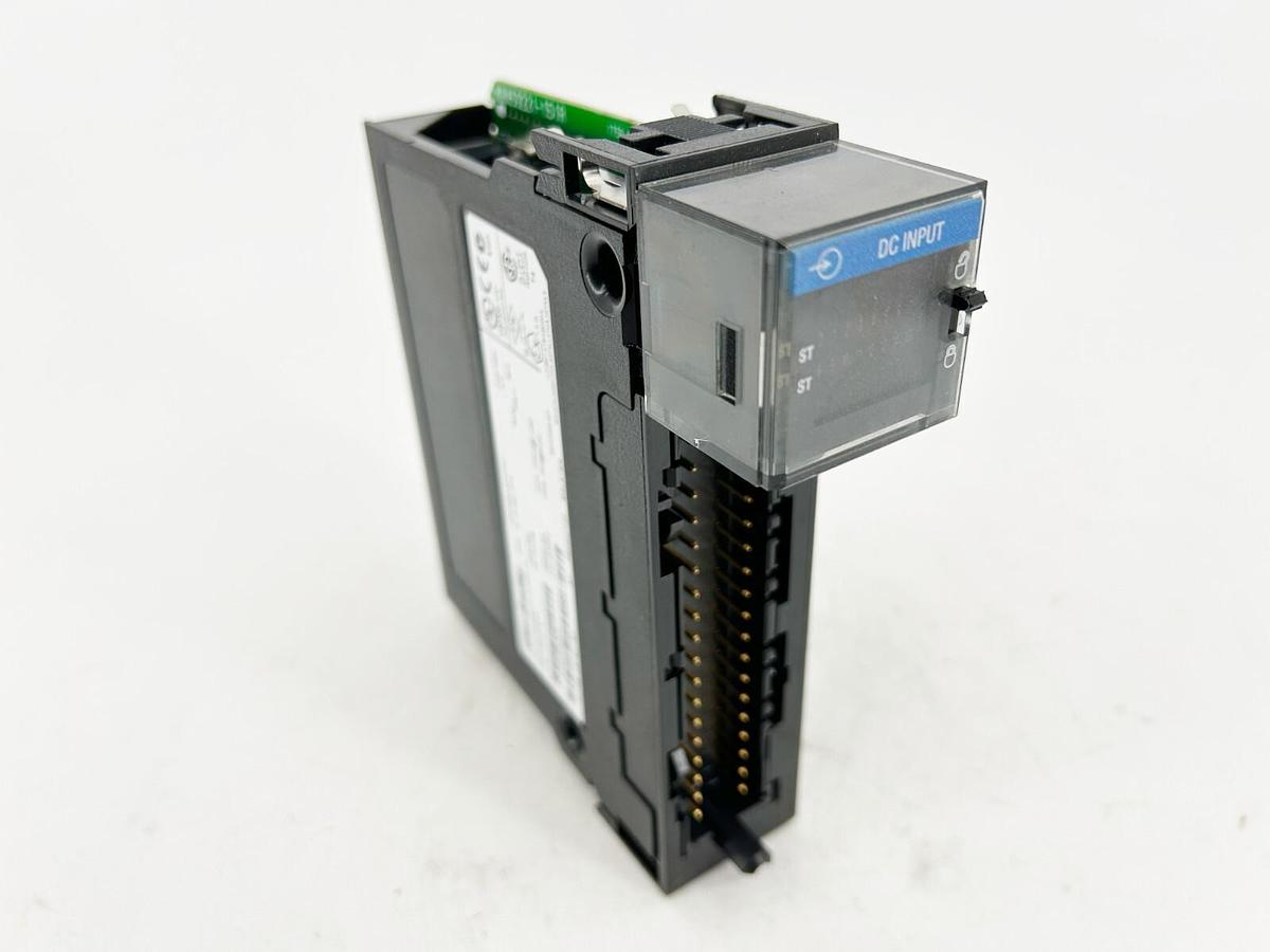 Used Allen Bradley 1756-IB16I ControlLogix 16PT ISOL DC INPUT 10-30VDC 10mA