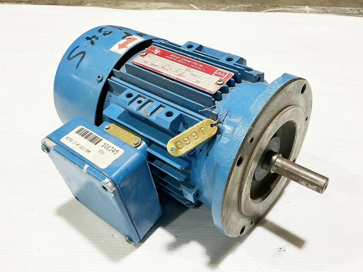 Used Brook Compton 1425303-00 Electric Motor 0.5HP 575V 1100RPM 3PH S731627